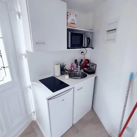 R10 Ideal Deplacement Pro شقة كامبراي