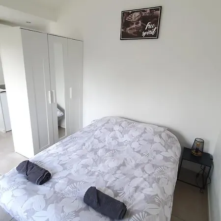 R10 Ideal Deplacement Pro Apartment